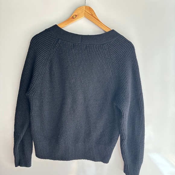 Old Navy Cardigan Black Knit Button‎ Front V Neck Long Sleeve Classic  XSP - Picture 6 of 9